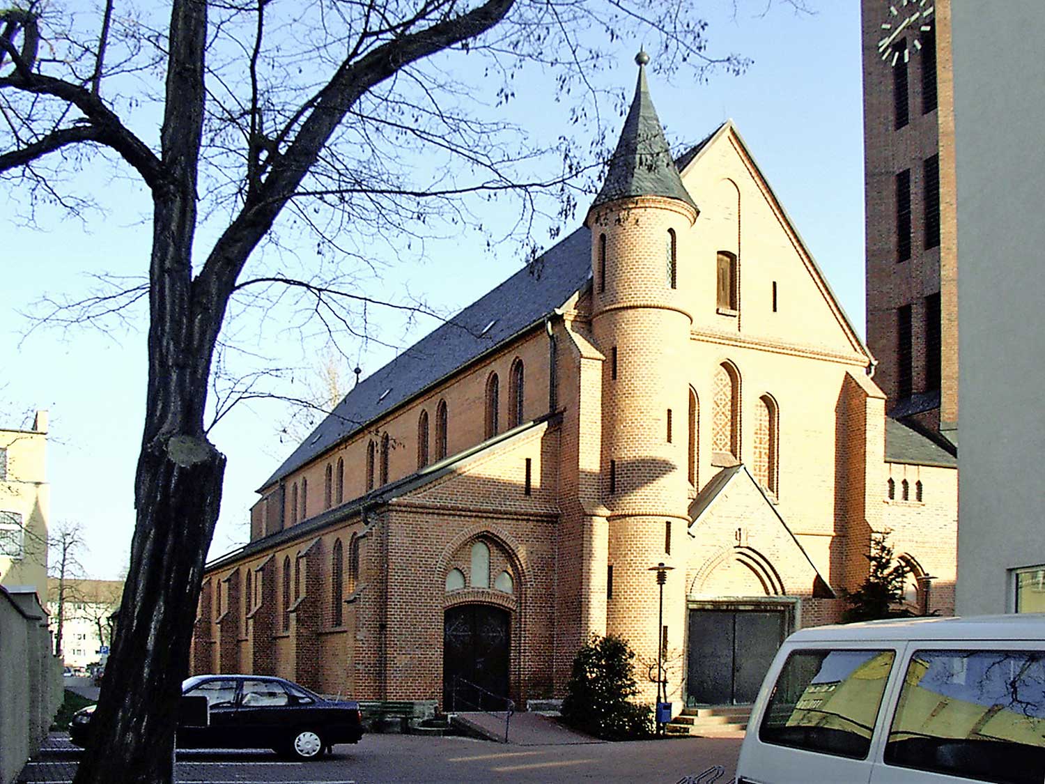 Bitterfeld, Kirche Herz-Jesu; Foto: M. Beitz