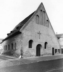 Kirche des Hospitals zum Heiligen Geist in Calbe, in das Wallenstein seine Kranken legen ließ. Max Pietzner um 1930, Repro H. D. Steinmetz