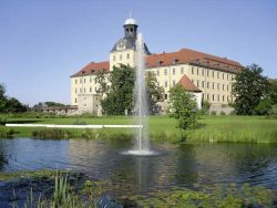 Blick auf Schloss Moritzburg in Zeitz; Foto: Gartenträume –  Sachsen-Anhalt e. V.