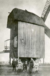 Bild 6: Susigker Jungfernmühle. Heimatmuseum der  Stadt Aken.